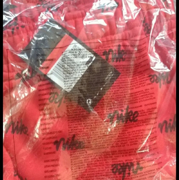 Men's Nike short - Picture 4 of 4